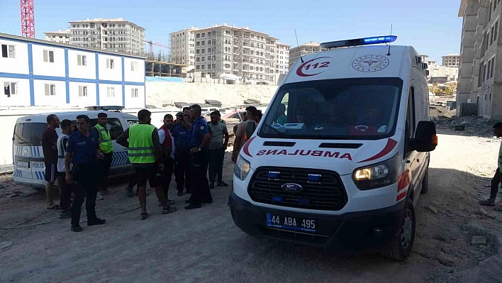 Şantiyede gerilim tırmandı! Taşlar ve sopalar havada uçuştu: 5 yaralı