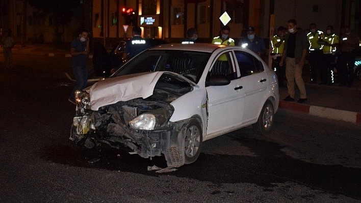 Polis kaza yaptı: 1 yaralı