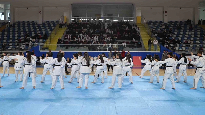 Malatya'da Tekvando Rüzgarı: 300 Sporcu Sınavda