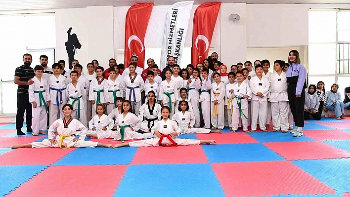 Malatya'da Taekwondo Heyecanı: 40 Genç Sporcu Kuşak Atladı