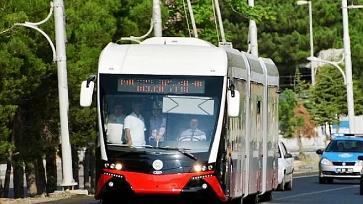 Malatya'da Trambüs Yolcuları 2 Gün 'Trambusü' Kullanamayacak