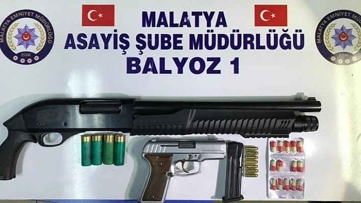 Uyuşturucu ve silah kaçakçılığı