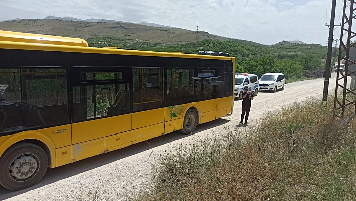 Malatya'da vatandaşlar yolu trafiğe kapattı!