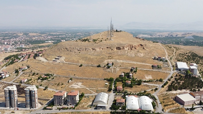 Malatya'da yaz günü binlerce vatandaşın elektriğini kestiler