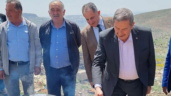 Malatya'da yüzyıllık gelenek devam ediyor..! Kurbanlar kesildi, dualar edildi