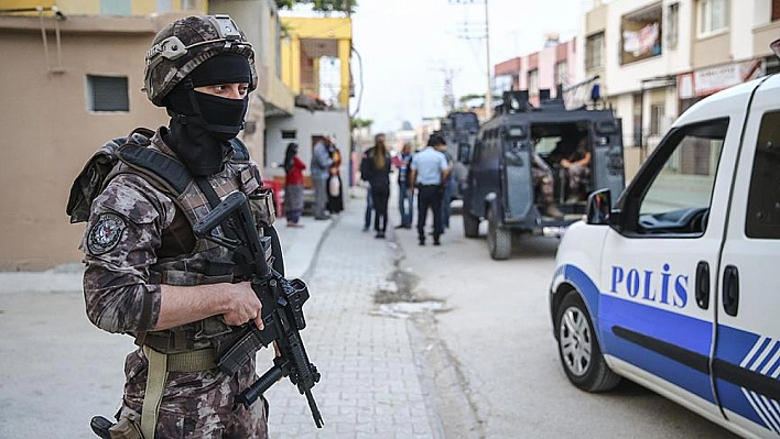 Malatya dahil 47 il'de terör operasyonu: 298 gözaltı!