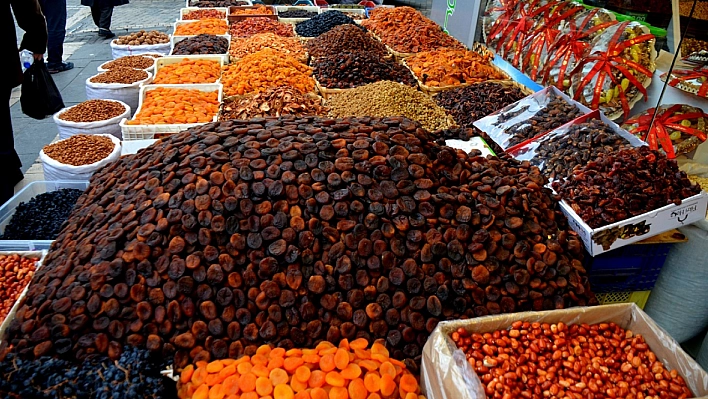 Malatya Kayısısında Fiyat Düşüşüne Çare Aranıyor! Harekete Geçilmeli...