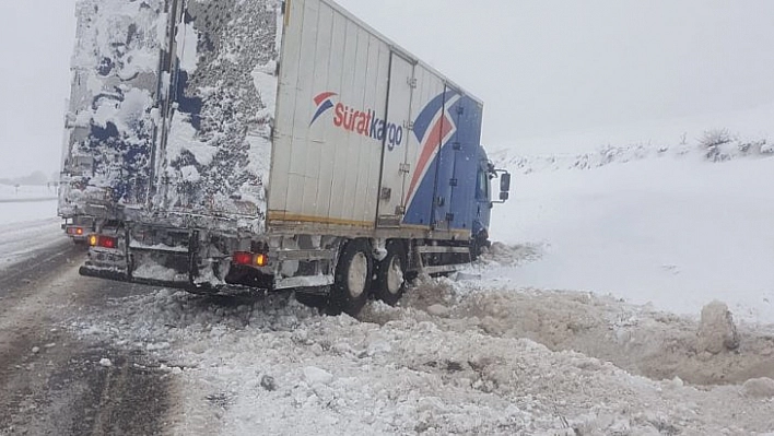 Malatya-Kayseri yolu kapandı