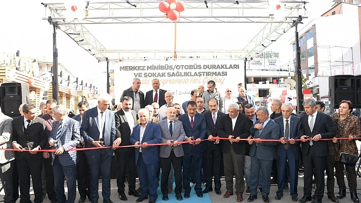 Minibüs ve otobüs durakları açıldı