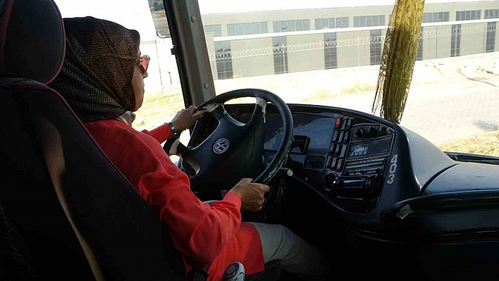 Naime Tekbaş direksiyonu bırakmadı, vites yükseltti