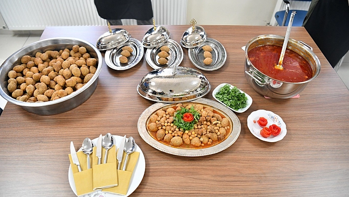 Malatya'nın tescilli lezzeti 'Analı Kızlı' için yarıştılar!