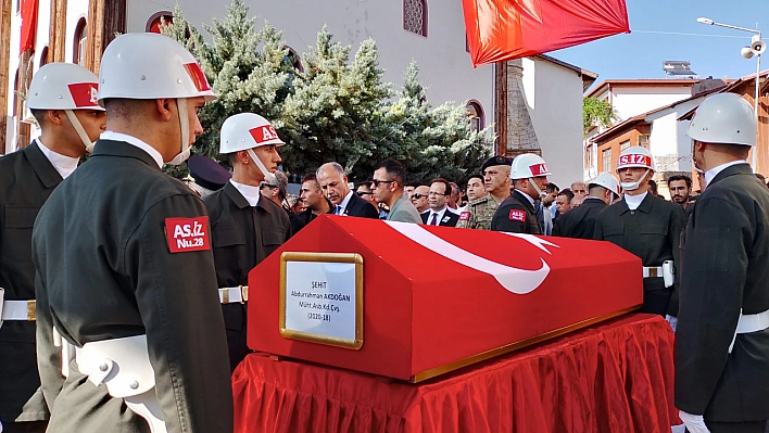 Malatya Şehidini Gözyaşlarıyla Uğurladı