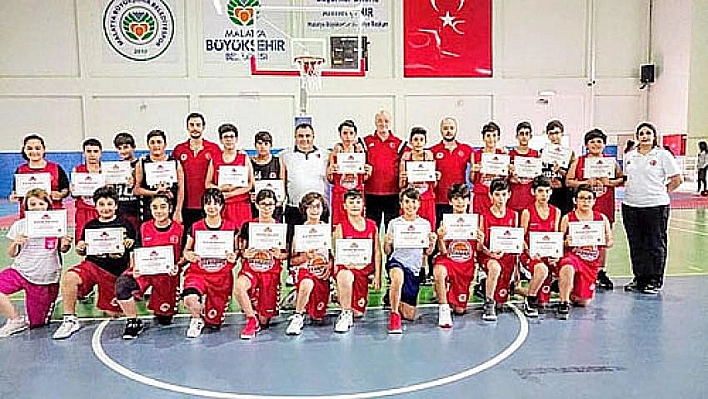 Yaz spor okulları sona erdi 