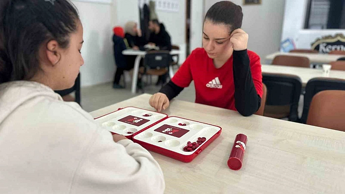 Mangala Turnuvası'nda Öğrenciler Hem Eğlendi Hem Yeteneklerini Keşfetti