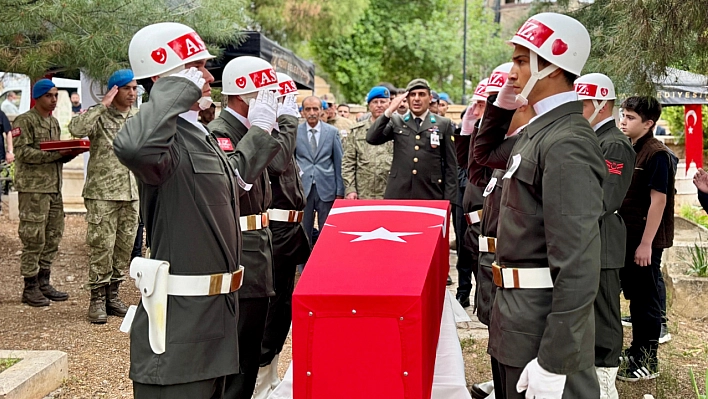 Mardin'de Kıbrıs gazisi son yolculuğuna uğurlandı