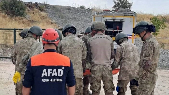 Mehmetçik afetlere karşı görev başında