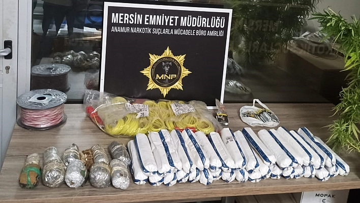 19,5 Kilo Dinamit ve Uyuşturucu Madde Ele Geçirildi