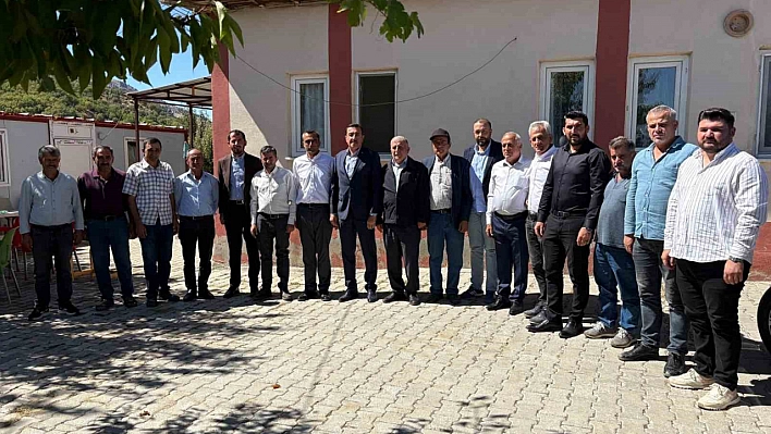 Malatya'da Tüfekçi muhtarlarla bir araya geldi