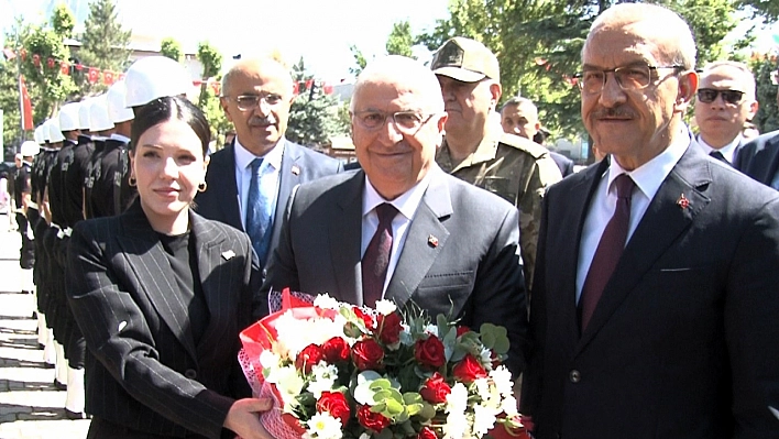 Milli Savunma Bakanı Güler Malatya'da