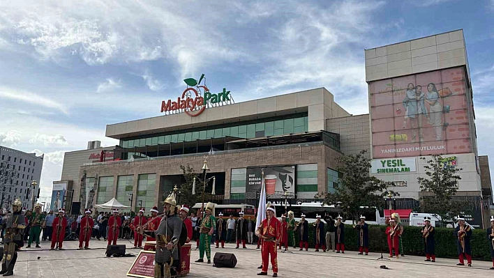 Milli Savunma Bakanlığı Mehteran Birliği'nden Malatya'da coşkulu konser