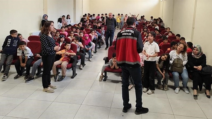 Minik öğrenciler gıda konusunda bilgilendirildi