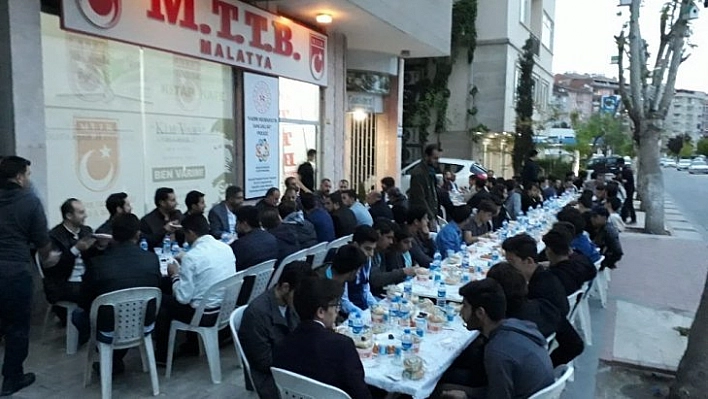 MTTB üyeleri iftarda bir araya geldi