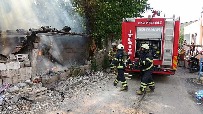 Odunluk yangını korkuttu