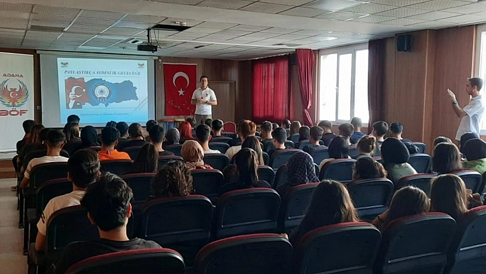 Öğrencilere terör uyarısı konferansı