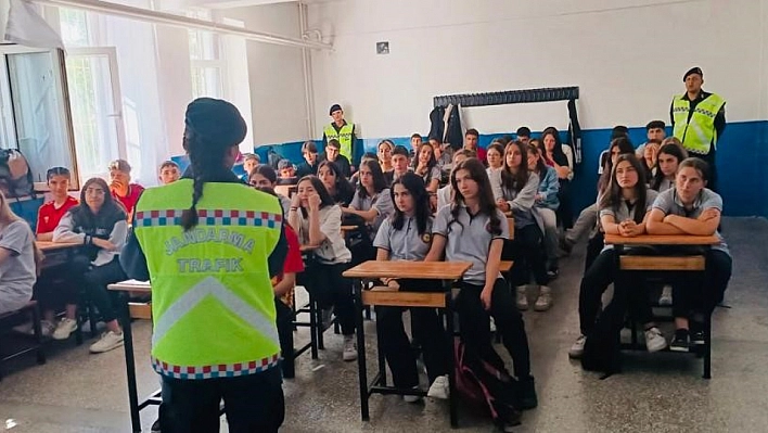 Öğrencilere trafik eğitimi