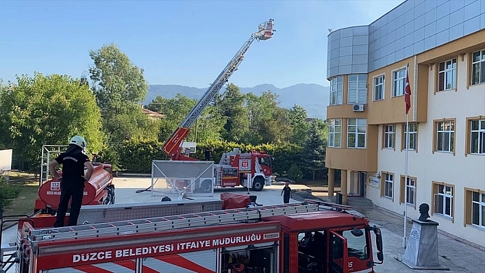 Okulda çıkan yangın söndürüldü