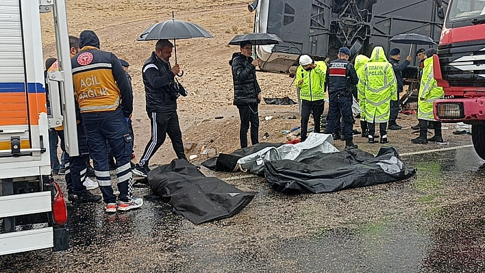 Ölen yolcuların kimlikleri belli oldu