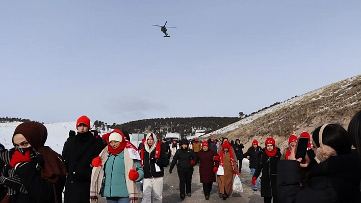 Oltulu Gençler, Sarıkamış Harekatı'nın 110. Yılında Şehitlerini Andı!