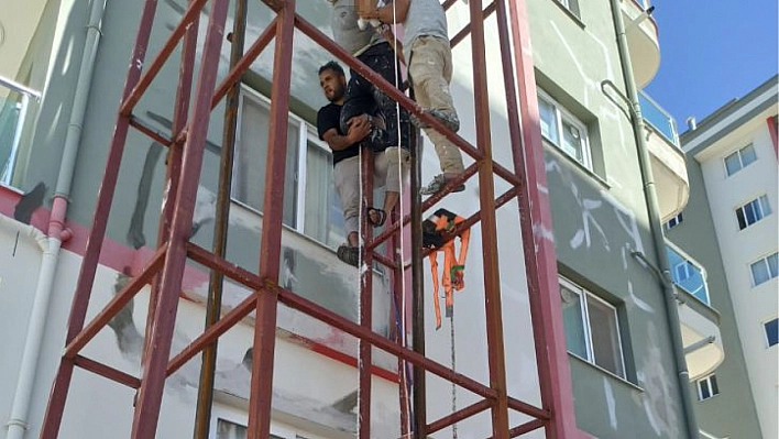 Ölümle yaşam arasında asılı kaldı