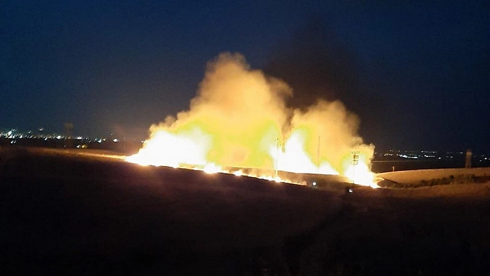 Önce deprem sonra yangın vurdu