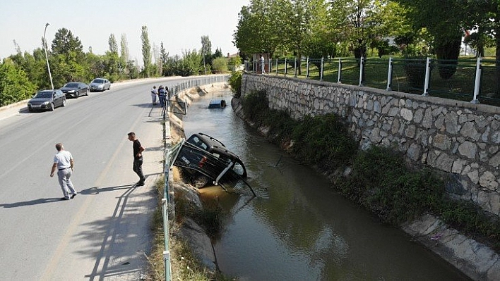 Önce çarpıştılar sonra uçtular