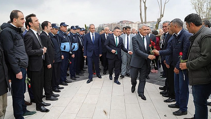 Güder personelle buluştu