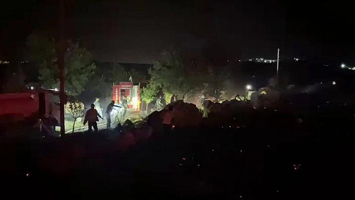 Otluk alanda çıkan yangın saman balyalarına sıçradı