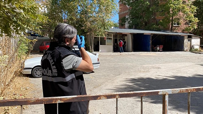 Otoparkta pompalı tüfekli saldırı: 1 yaralı