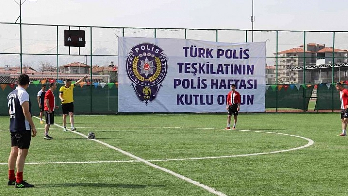 Polislerin turnuvası çekişmeli geçti