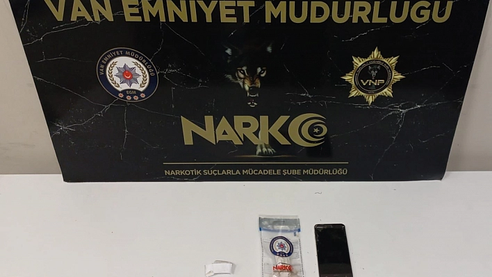 Polisten torbacı operasyonu