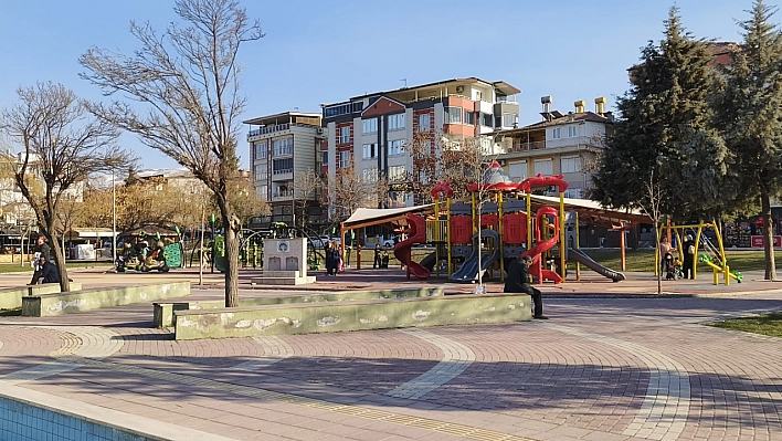 Malatya'da Ramazan'da şaşırtan hava: Gündüz kavurucu, akşam dondurucu!