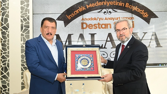 Ünüvar'dan Malatya'ya övgü