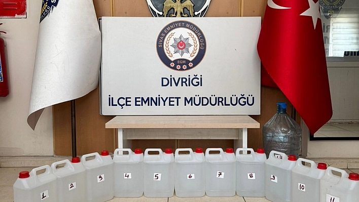Sahte alkollü içki yapımında kullanılan binlerce litre etil alkol ele geçirildi