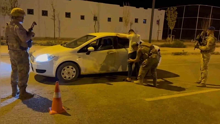 Şanlıurfa'da huzur uygulaması: 52 gözaltı