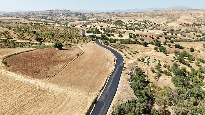 Siirt'te kırsal ulaşım seferberliği sürüyor