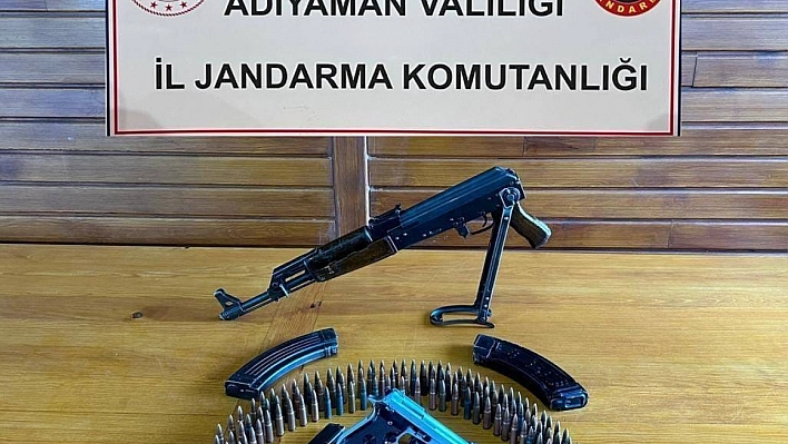 Silah bulunduran 2 şahıs tutuklandı