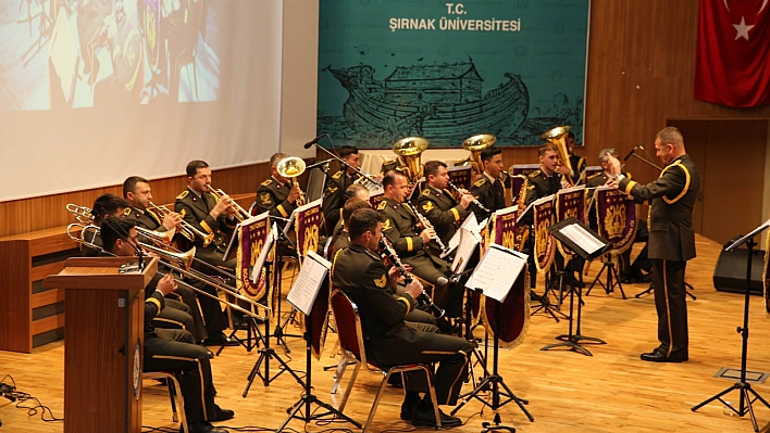 Şırnak Üniversitesi'nde renkli konser