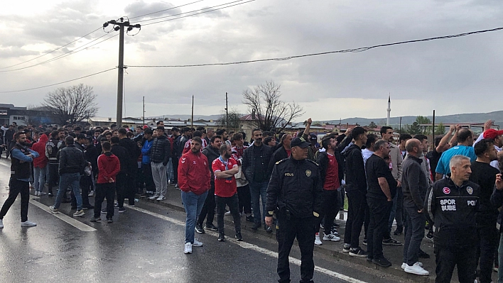 Sivasspor taraftarından protesto