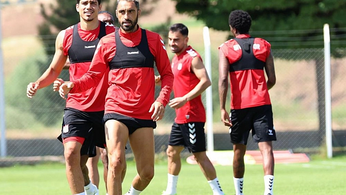 Sivasspor, yeni sezon hazırlıklarını sürdürdü