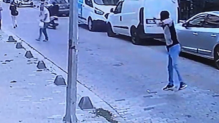 Sokak ortasında silahlı saldırı